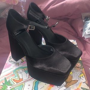 Jeffrey Campbell over n out black satin Mary Jane pump platform shoes 7.5 M HTF!